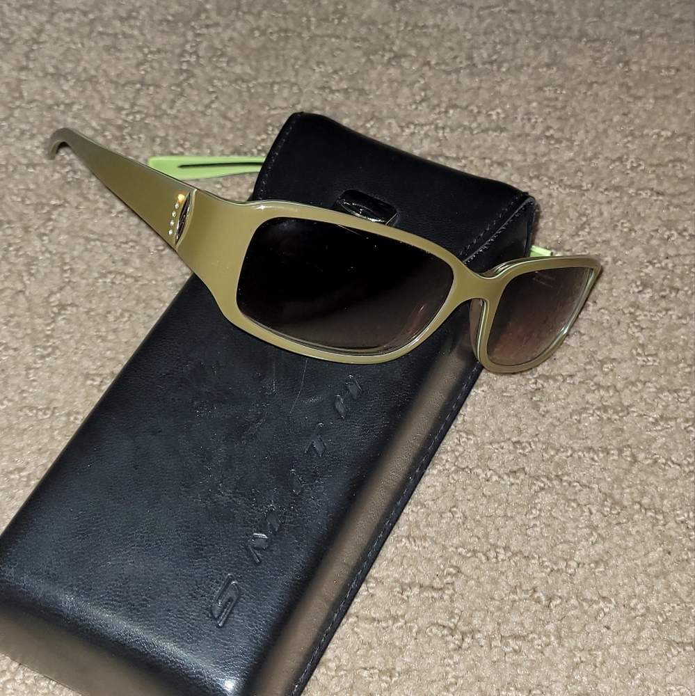 Girl's Smith Optics Sunglasses like new